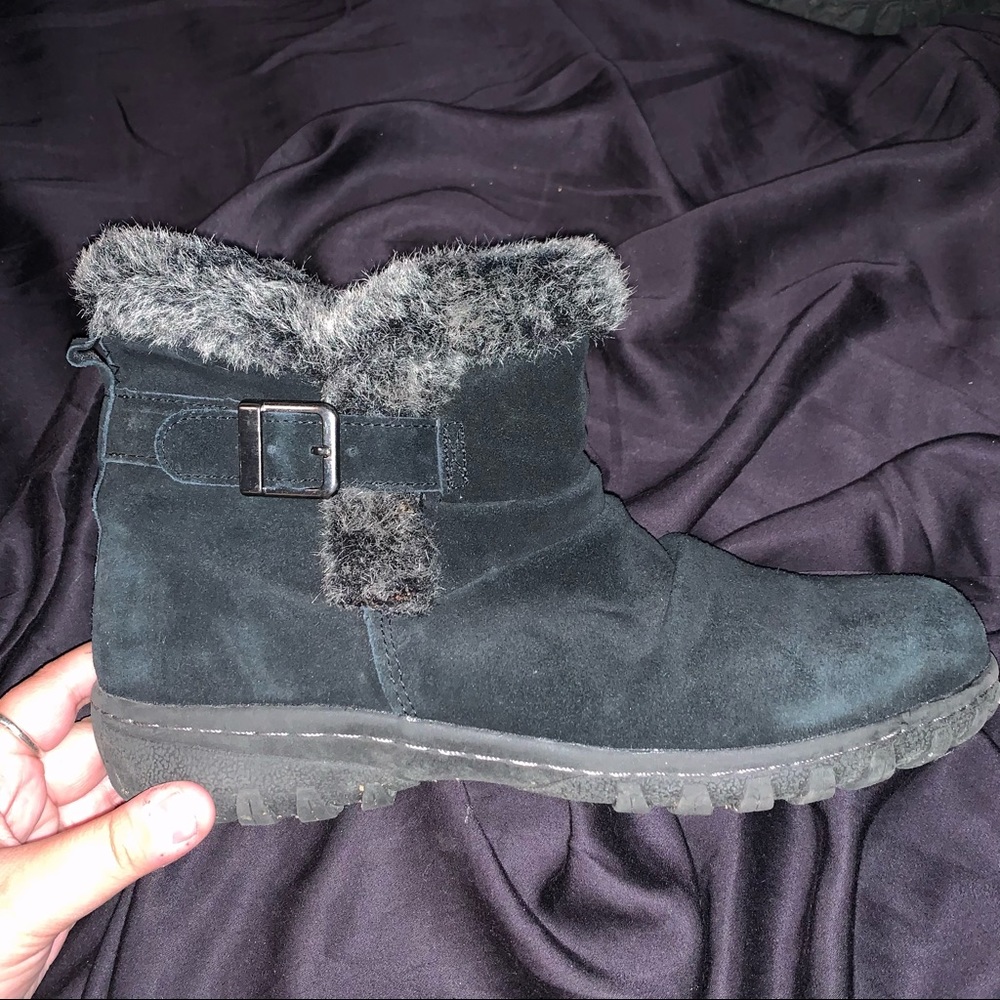 Khombu Women Black Boots